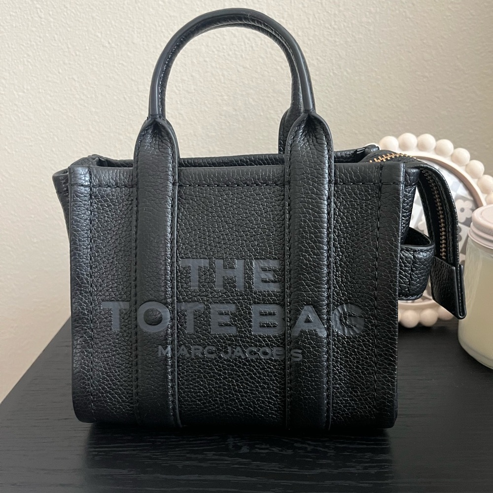Marc Jacobs The Tote Bag Mini